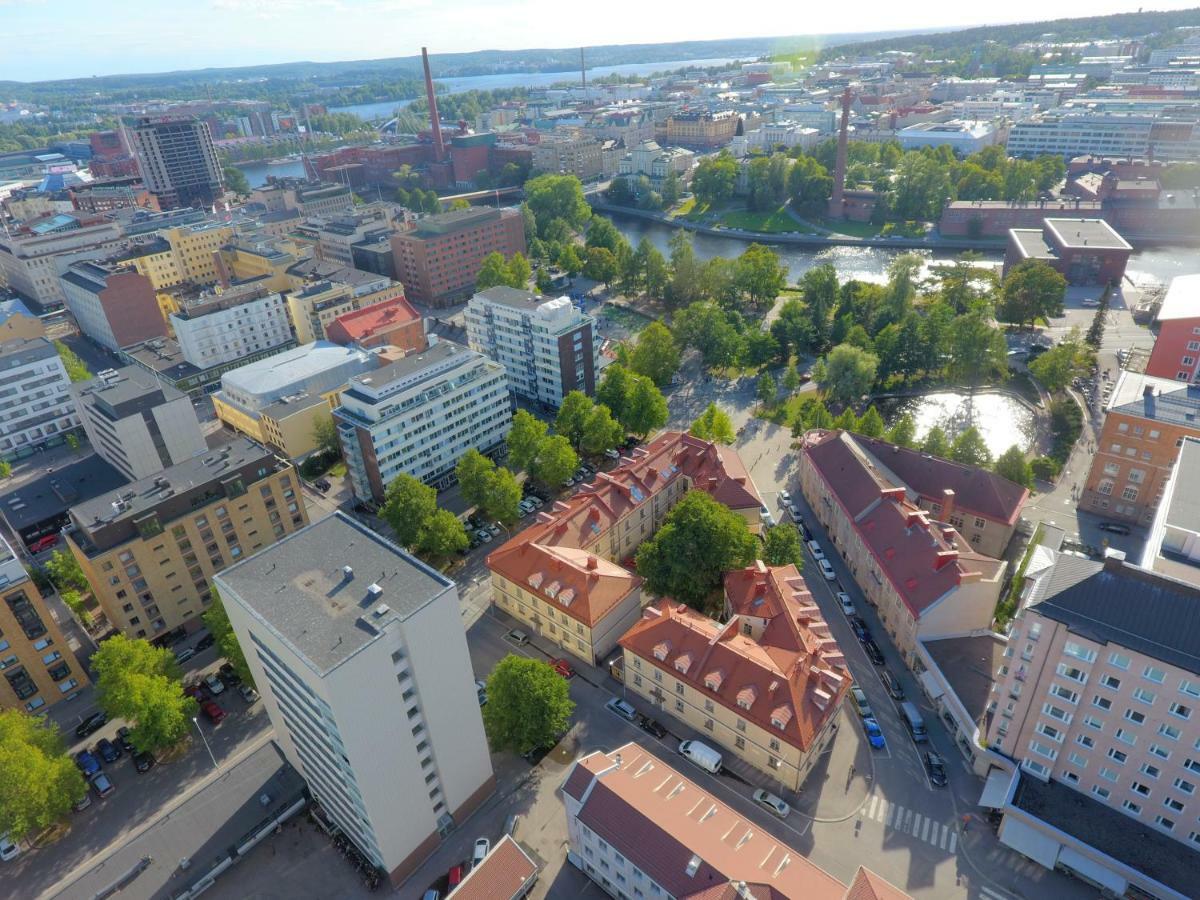 Central Aleksanteri Tampere Bagian luar foto